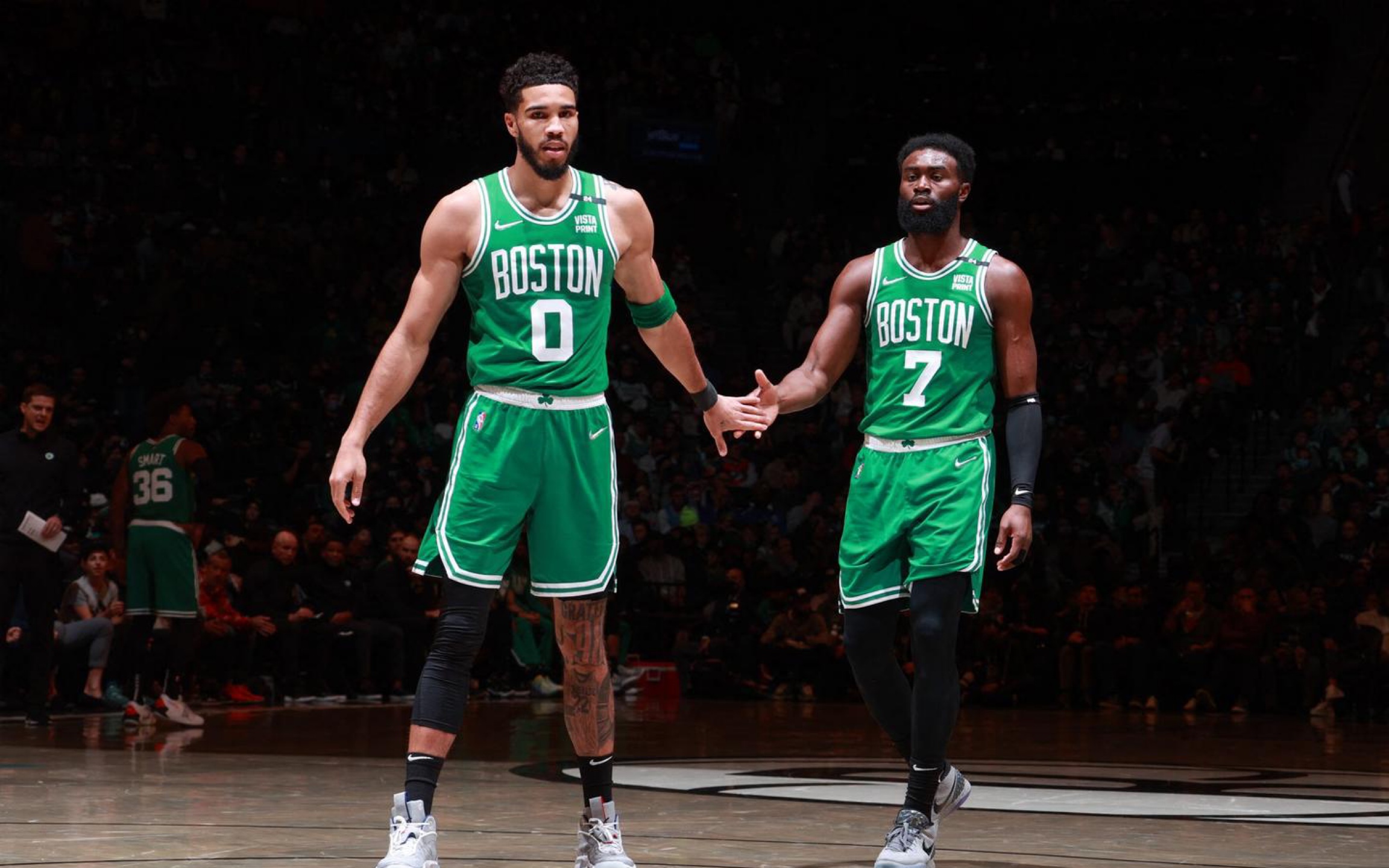 包含塔图姆官方宣布表现优异新规，美国队引发争议！上演精彩一战的词条