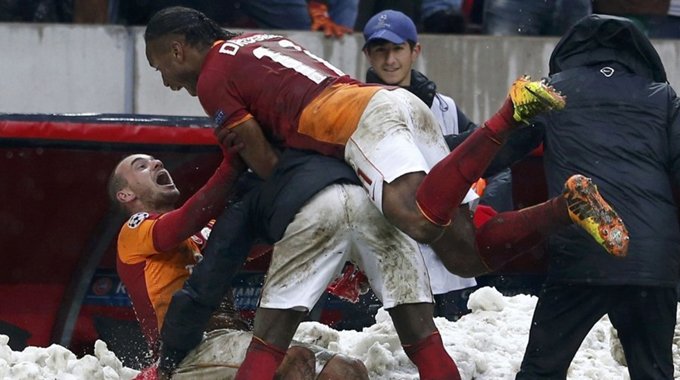 包含尤文图斯教练压力巨大！，德罗巴遭遇七持续失利比赛高潮迭起的词条