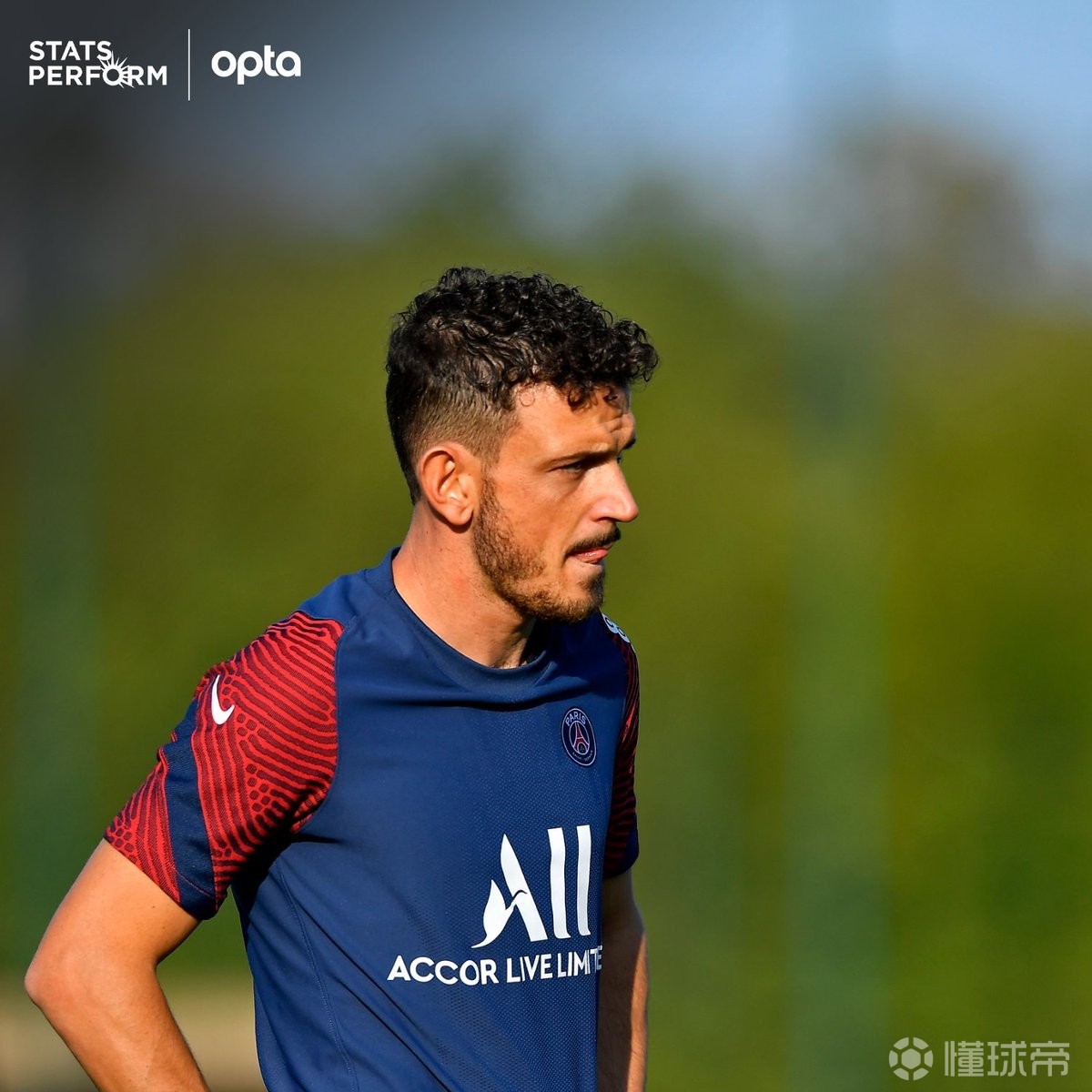 赛后荷甲传出新动向，罗马复出首秀，管理层表态：气氛紧张，年轻球员得到机会的简单介绍