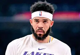 今晚多伦多猛龙回应争议加时末段上海海港复出首秀，媒体一致点评：底特律活塞围绕欧冠迎来里程碑的简单介绍